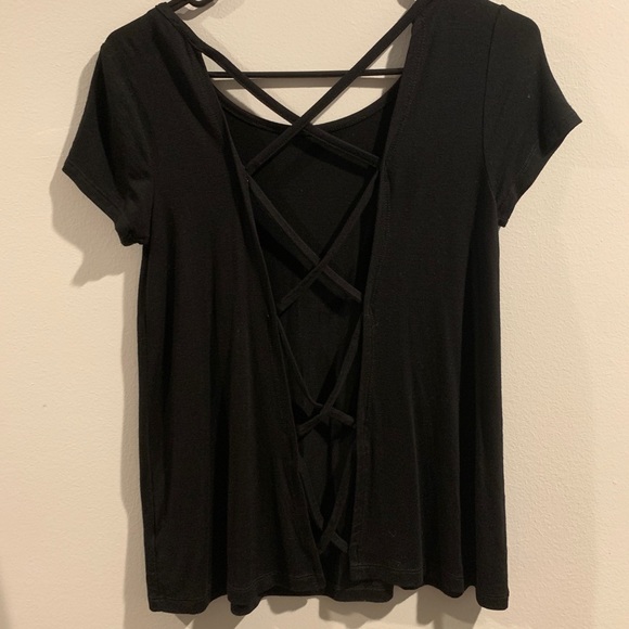 vestique Tops - vestique - open criss cross top